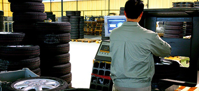 进口设备熟悉国内、外车厂轮胎测试标准引进国外先进设备